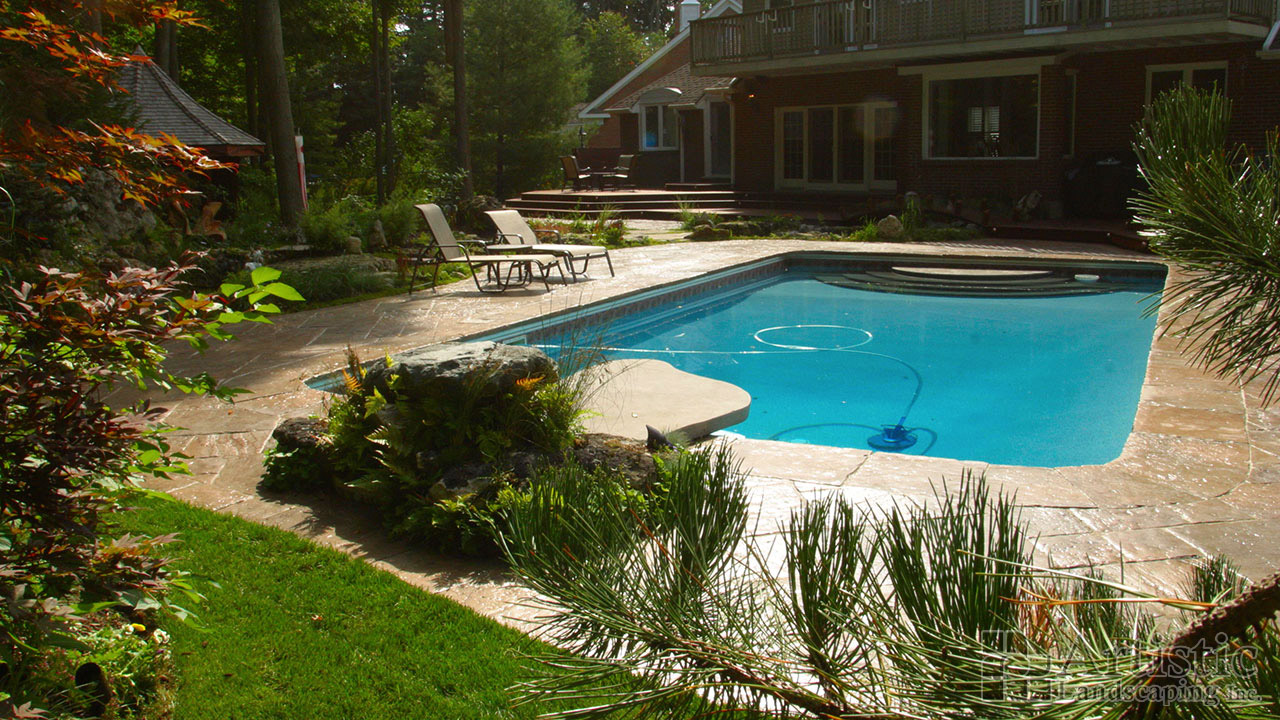Hot Tubs & Pools